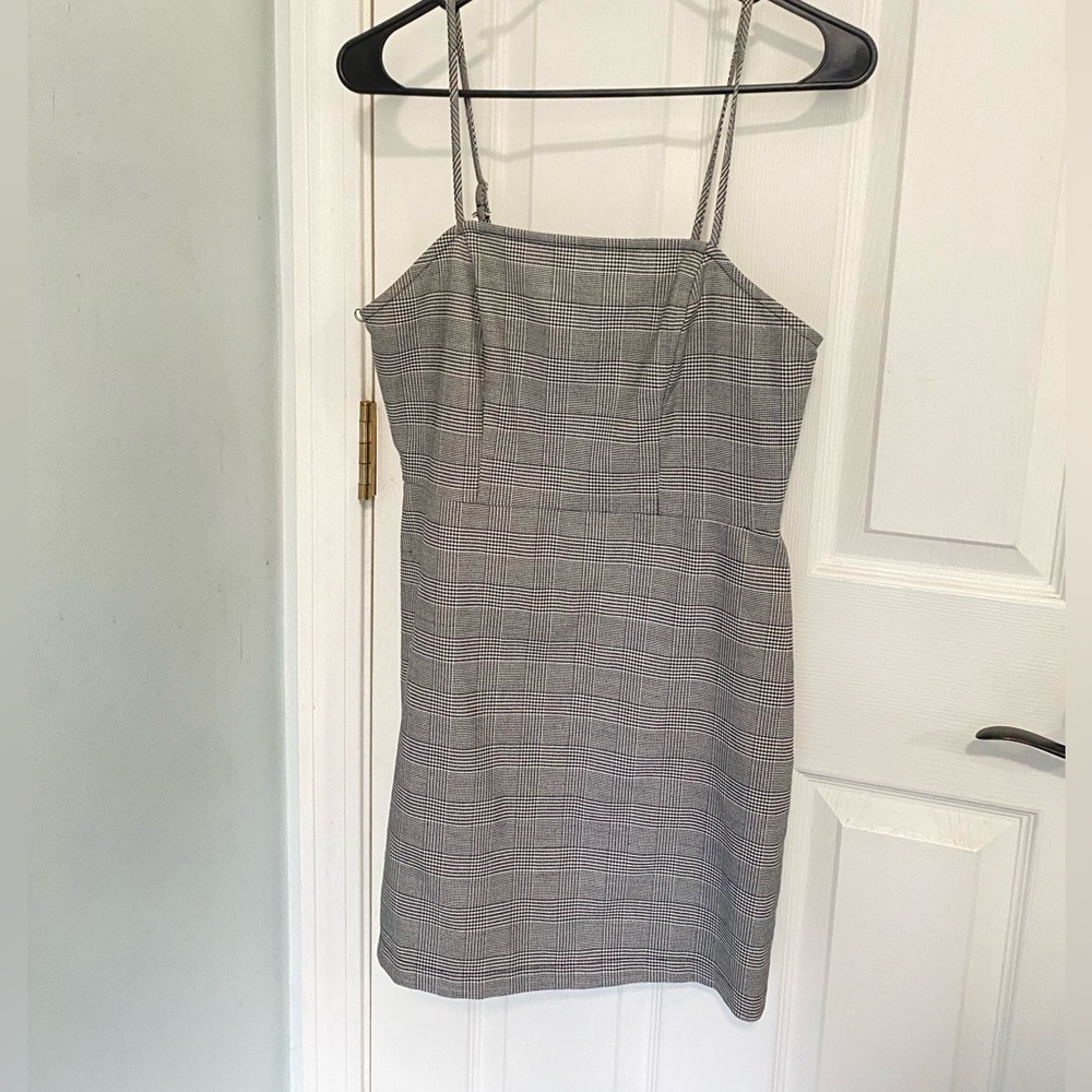 Chic Gray Plaid Spaghetti Strap Dress